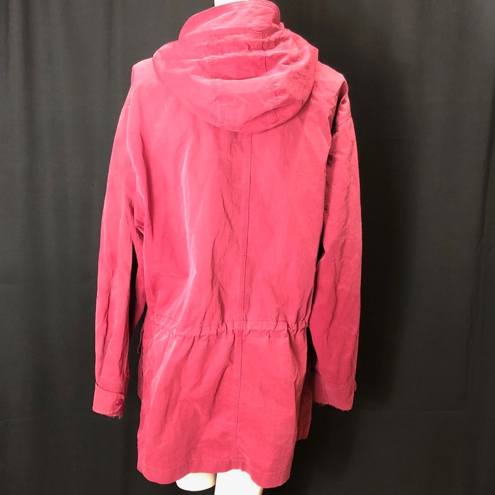 L.L. Bean Coat Red B416 - Picture 4 of 8